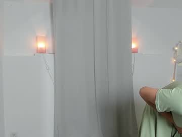 Naked cam girl eli_sun image #2853311