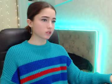 Naked cam girl alma_harrison image #1061777