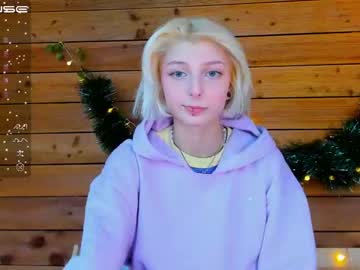 Naked cam girl lit1le_kitty_ image #3364154