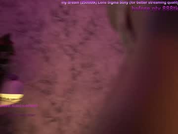 Naked cam girl kronniekray image #672936