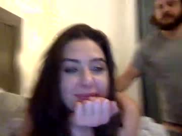 Naked cam couple slutsmcgee123 image #1018585