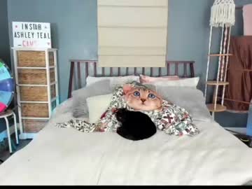 Naked cam girl sexyashley_21 image #3501771