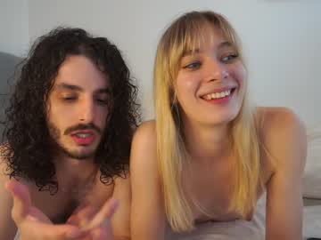 Naked cam couple peachcreamcouple image #2216663