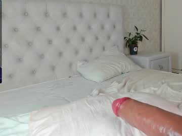 Naked cam girl lil_baby11 image #1856633