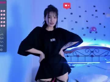 Naked cam girl aisneon image #1401654