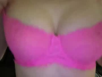Naked cam girl taylormoonxo image #3604025