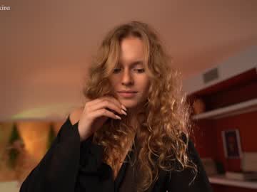 Naked cam girl chillwithkira image #3165700