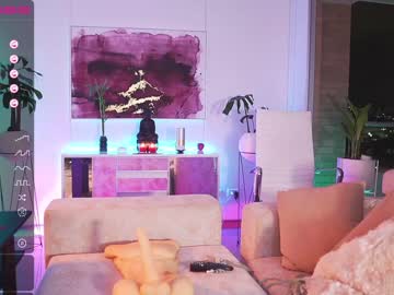 Naked cam girl swt_molly image #3036962