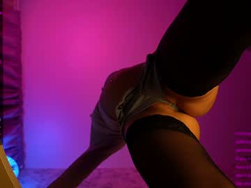 Naked cam girl kronniekray image #1944792