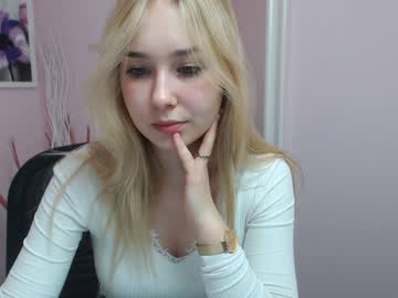 Naked cam girl lila_page image #1101035