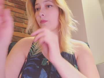 Naked cam girl aveksmr image #1665462