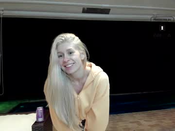 Naked cam girl meggieshy image #3333006