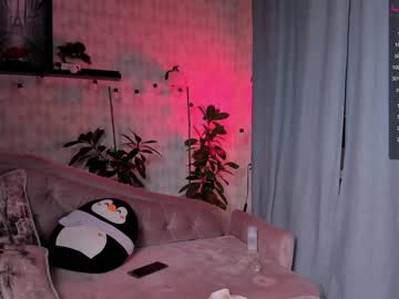 Naked cam girl lika_moon image #3846073