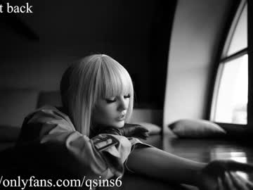 Naked cam girl queensy_sins_x image #154064
