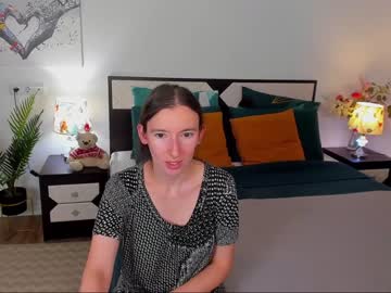 Naked cam girl catherinewalls image #2650373