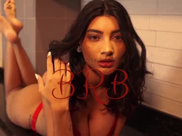 Naked cam girl letiziafulkers1 image #2432400