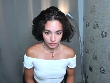 Naked cam girl ella_flare image #2486491