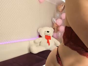 Naked cam girl mei_tin image #733533