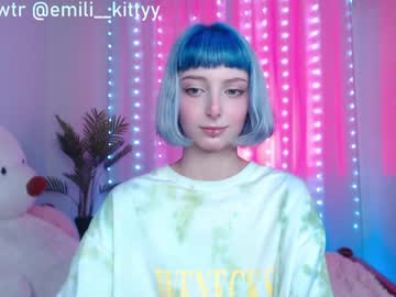 Naked cam girl lit1le_kitty_ image #663278