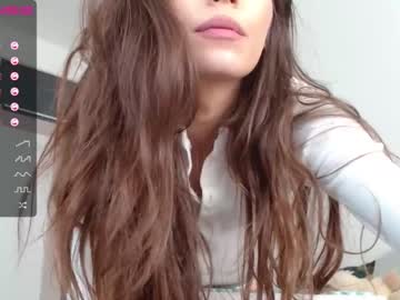 Naked cam girl isia_slay image #1603913