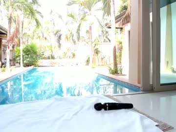 Naked cam girl lily_14 image #2126745