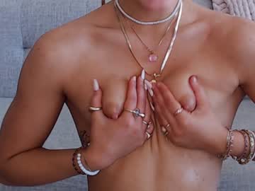 Naked cam girl susyjo image #1635006