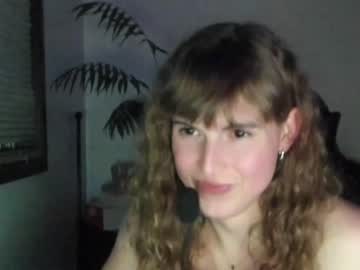 Naked cam girl olivia8697 image #3931448