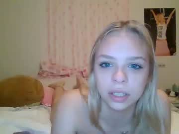 Naked cam girl cindyloulou1 image #3889229