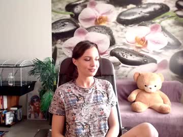 Naked cam girl jennycutey image #1214378