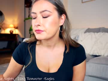 Naked cam girl x_lily_x image #1679416