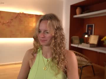 Naked cam girl chillwithkira image #2870027