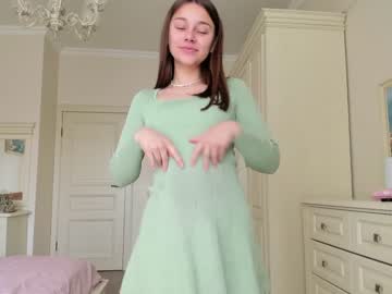 Naked cam girl eleonora_linn image #2386707