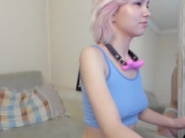 Naked cam girl karinalin18 image #3762843