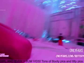 Naked cam girl butterybubblebutt image #3329021