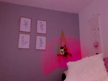 Naked cam girl kittenmoon_ image #812163