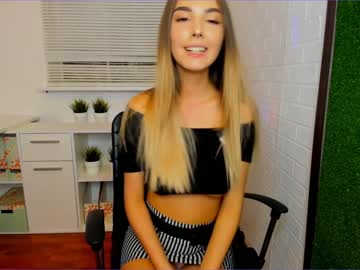 Naked cam girl amelia__williams image #442074