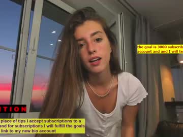 Naked cam girl coy_amina image #2346537