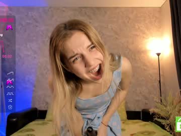 Naked cam girl bettybarnett image #3766103