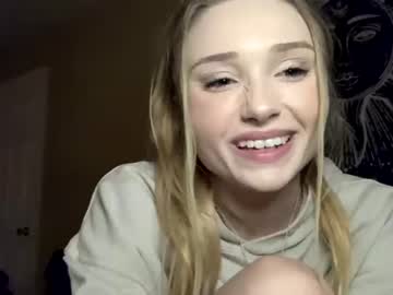 Naked cam girl princesshannnnn image #1160878