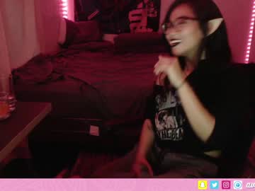 Naked cam girl avarosey image #2183591