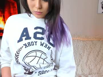 Naked cam girl aina_kun image #1064251