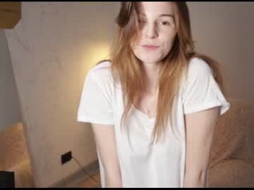 Naked cam girl gwen_sunshine image #1366802