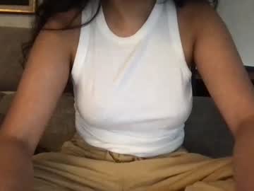 Naked cam girl aishahabib image #1708422