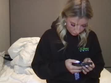 gwenpeck naked cam
