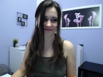 Naked cam girl camille_iam image #3455306