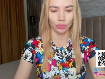 Naked cam girl dontbeshybaby image #3819272