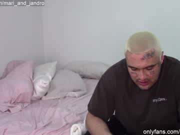 Naked cam girl mari_and_jandro image #835495