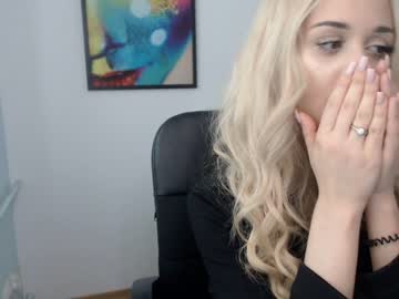 Naked cam girl leila_il image #2380949