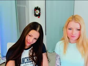 Naked cam girl marrymoonx image #3976982