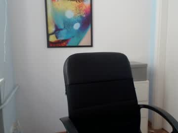Naked cam girl leila_il image #2194467
